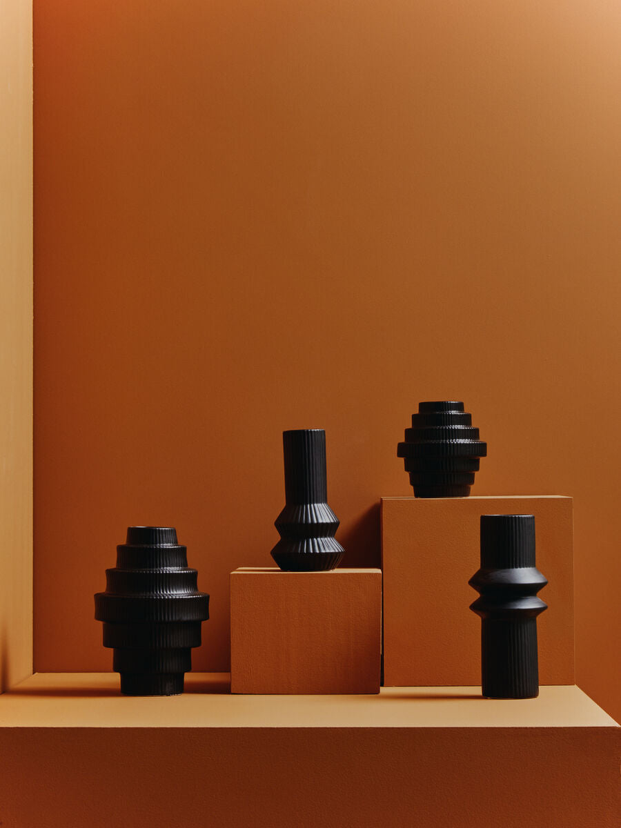 Black Small Step Design Vase | Fabia
