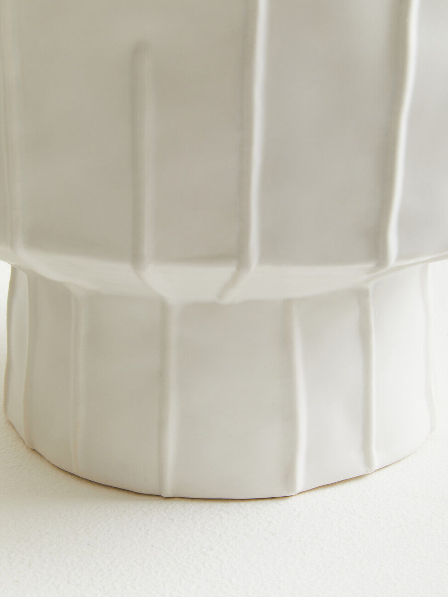 White Vase | Fara