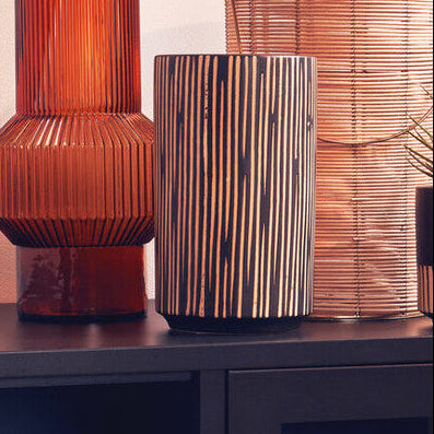 Large Black and Cream Finish Vase | Kiso