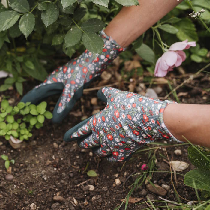 Meadow Flower Gloves in use in garden