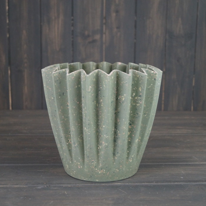 Sage Green Corrugated Bamboo Plant Pot (19cm)