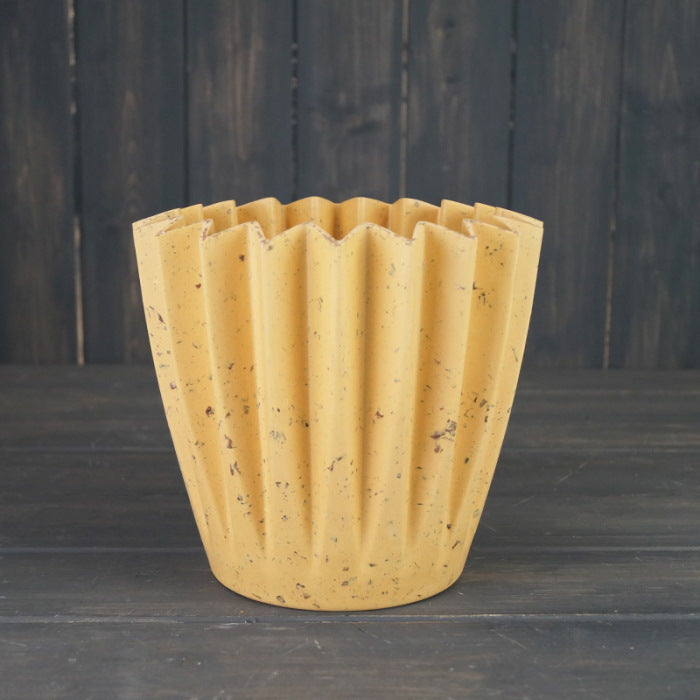 Yellow Corrugated Plant Pot Sustainable Coffee Husk (19cm)