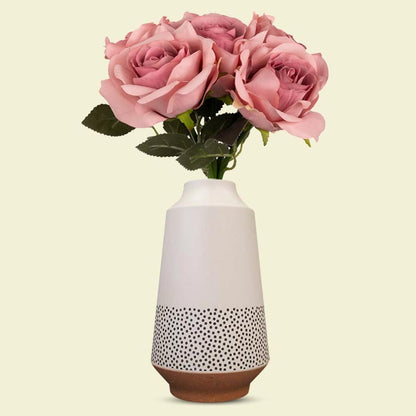 Artificial Dusty Pink Roses Bouquet in a Off-White Nordic Vase