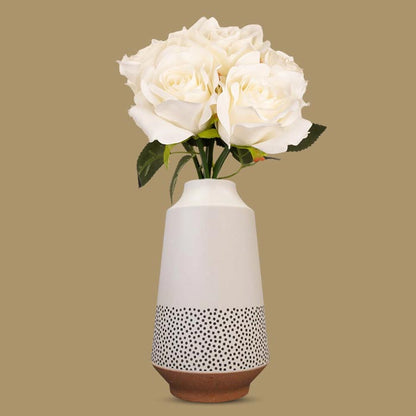 Artificial White Roses Bouquet in a Off-White Nordic Vase