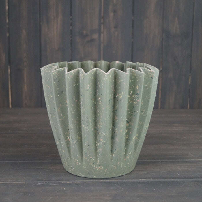 Sage Green Corrugated Bamboo Plant Pot (19cm)