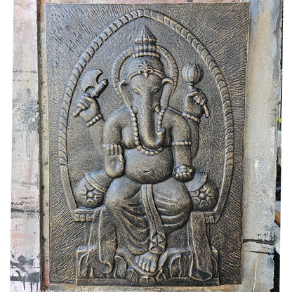 Hand Carved Buddha Statue - 40cm Welcome